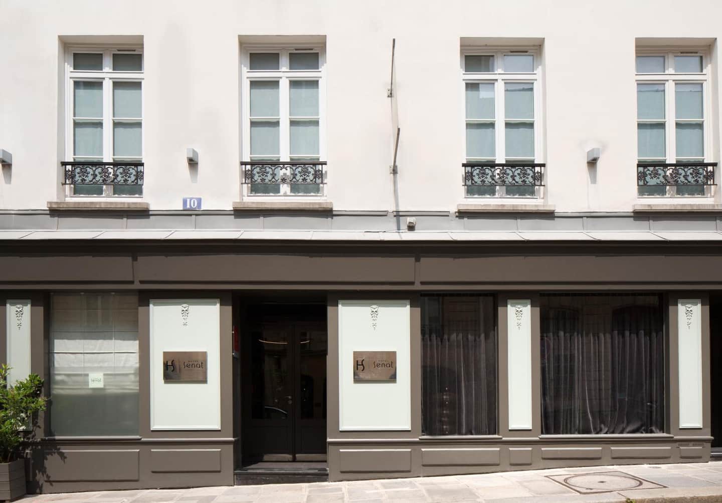 Hôtel Le Sénat