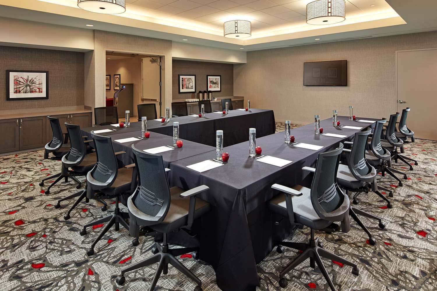 Hampton Inn Long Beach Airport