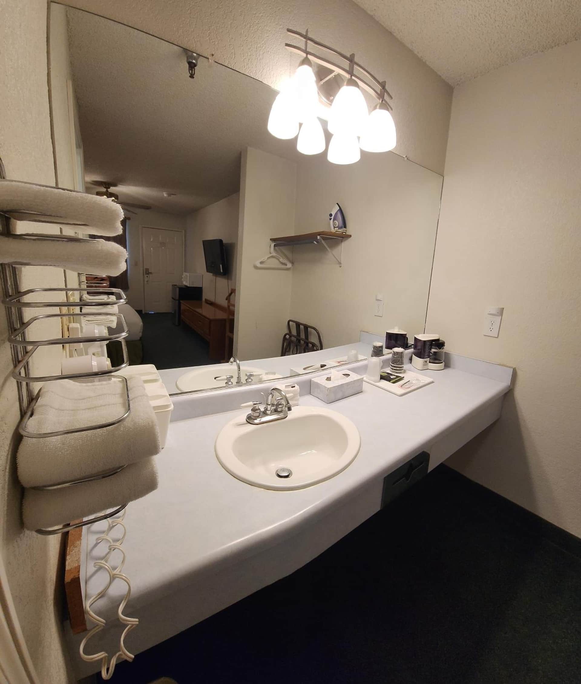 Formosa Inn