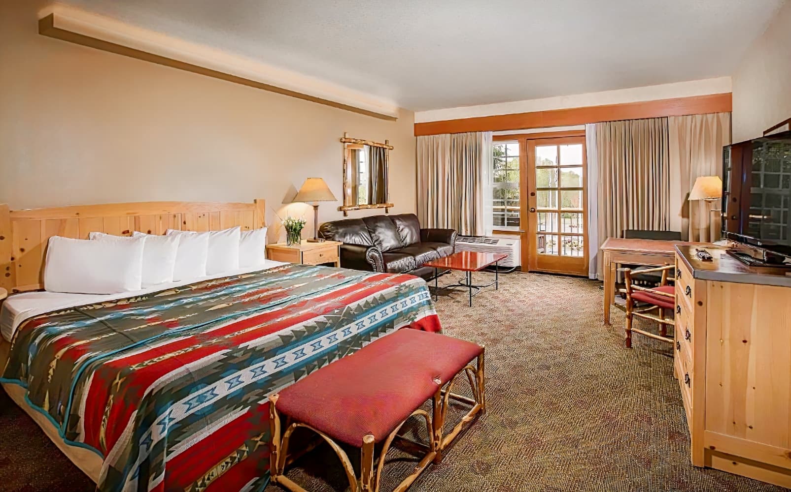 Heathman Lodge