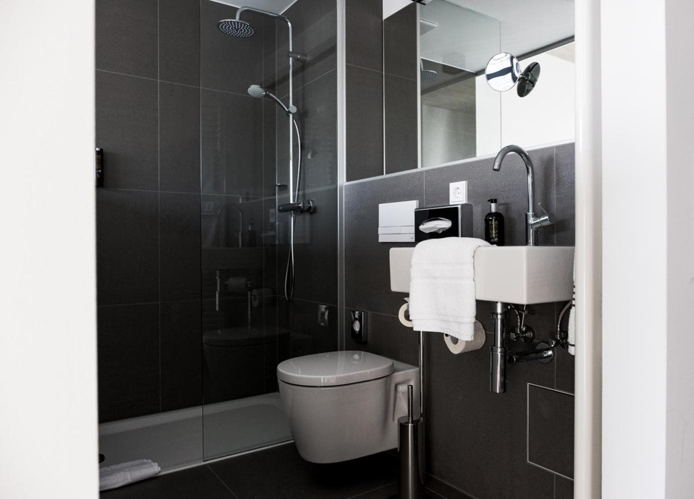 &REPEAT Köln Airport