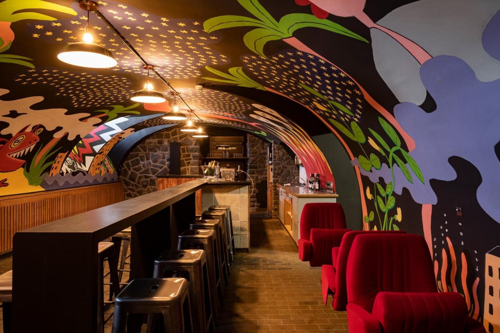 Peanut Mountain Lodge & Le Communal