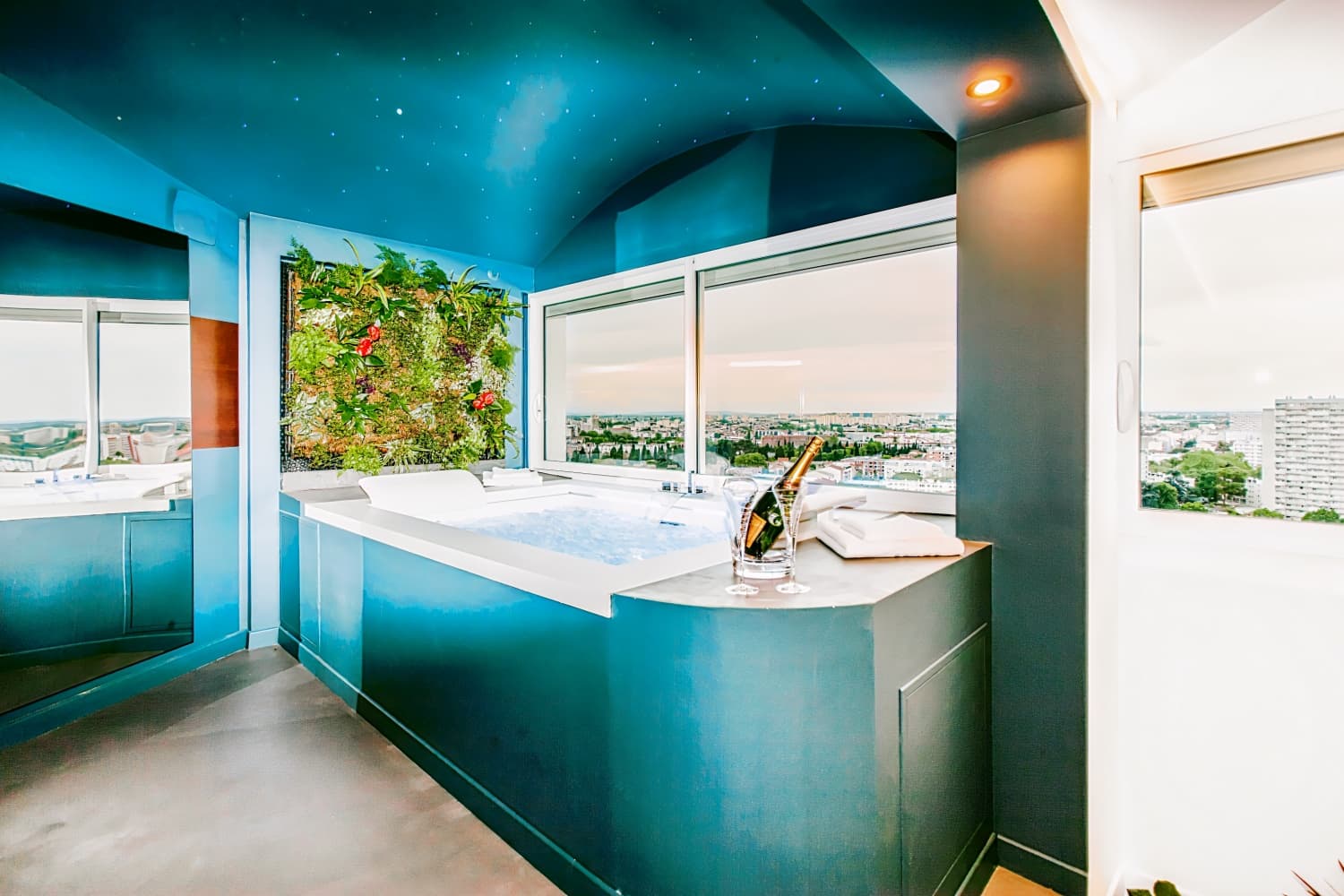 Parenthèse Concept Room