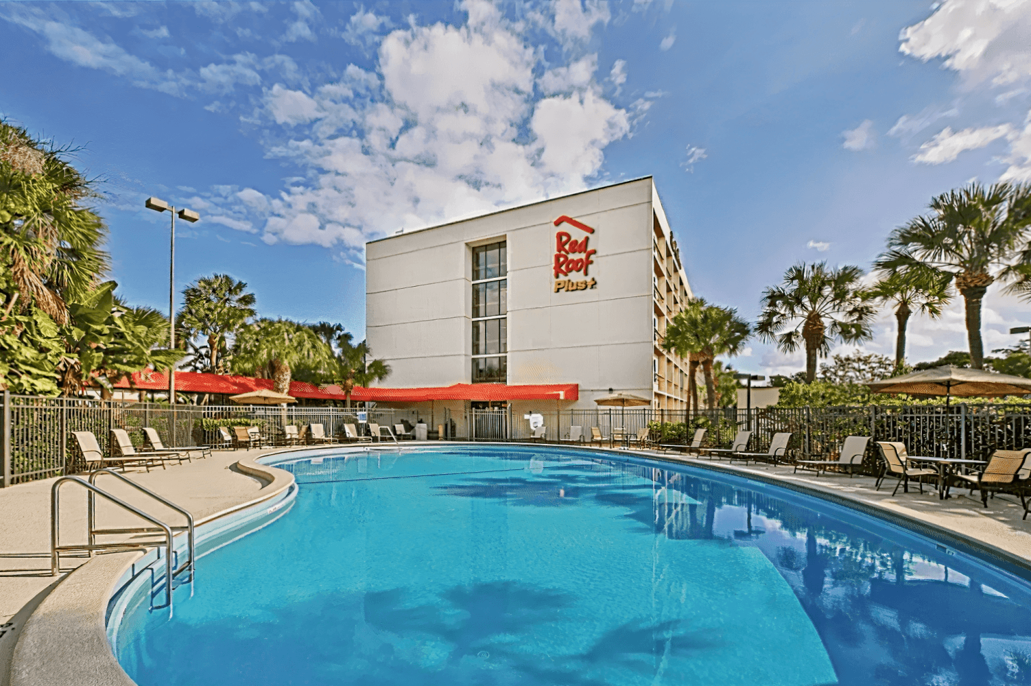 Red Roof PLUS+ Miami Airport