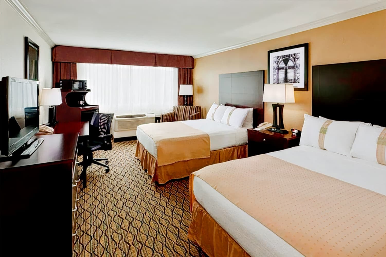 Mitchell Executive Hotels - Fort Lee