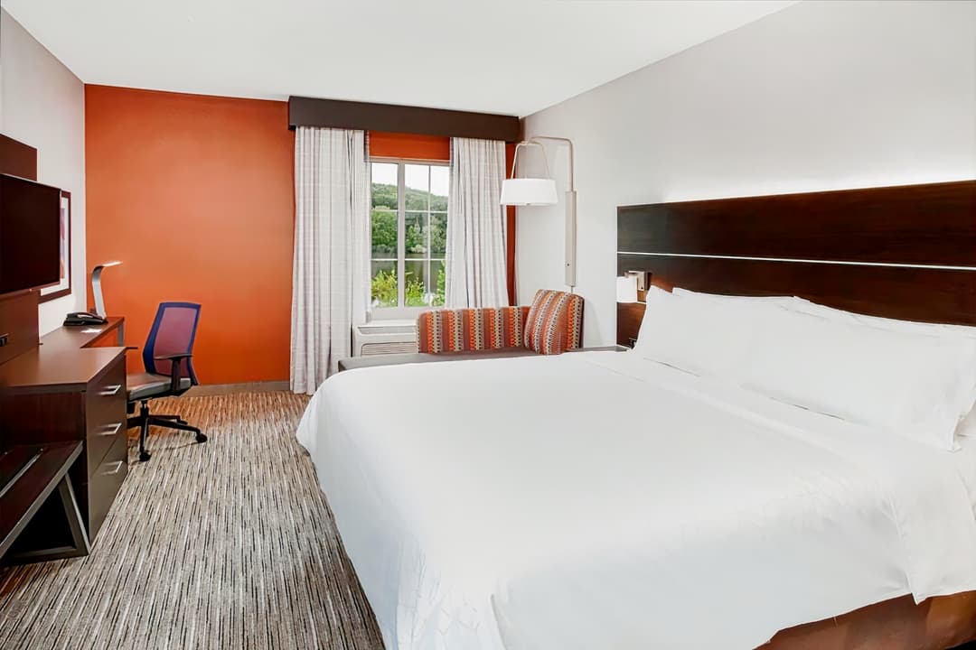 Holiday inn Express Haskell-Wayne Area, an IHG Hotel