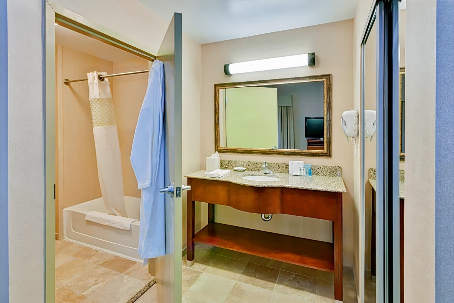 Hampton Inn & Suites Windsor - Sonoma Wine Country