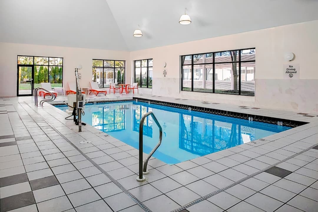 Holiday Inn & Suites Boston Peabody