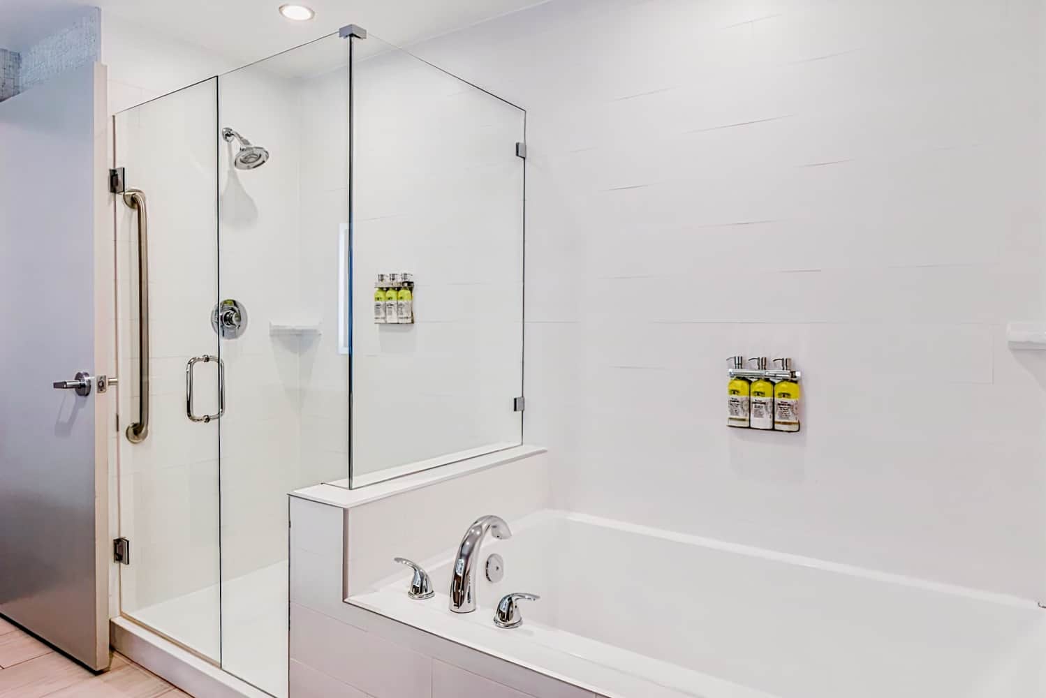 Holiday Inn Express West Edmonton