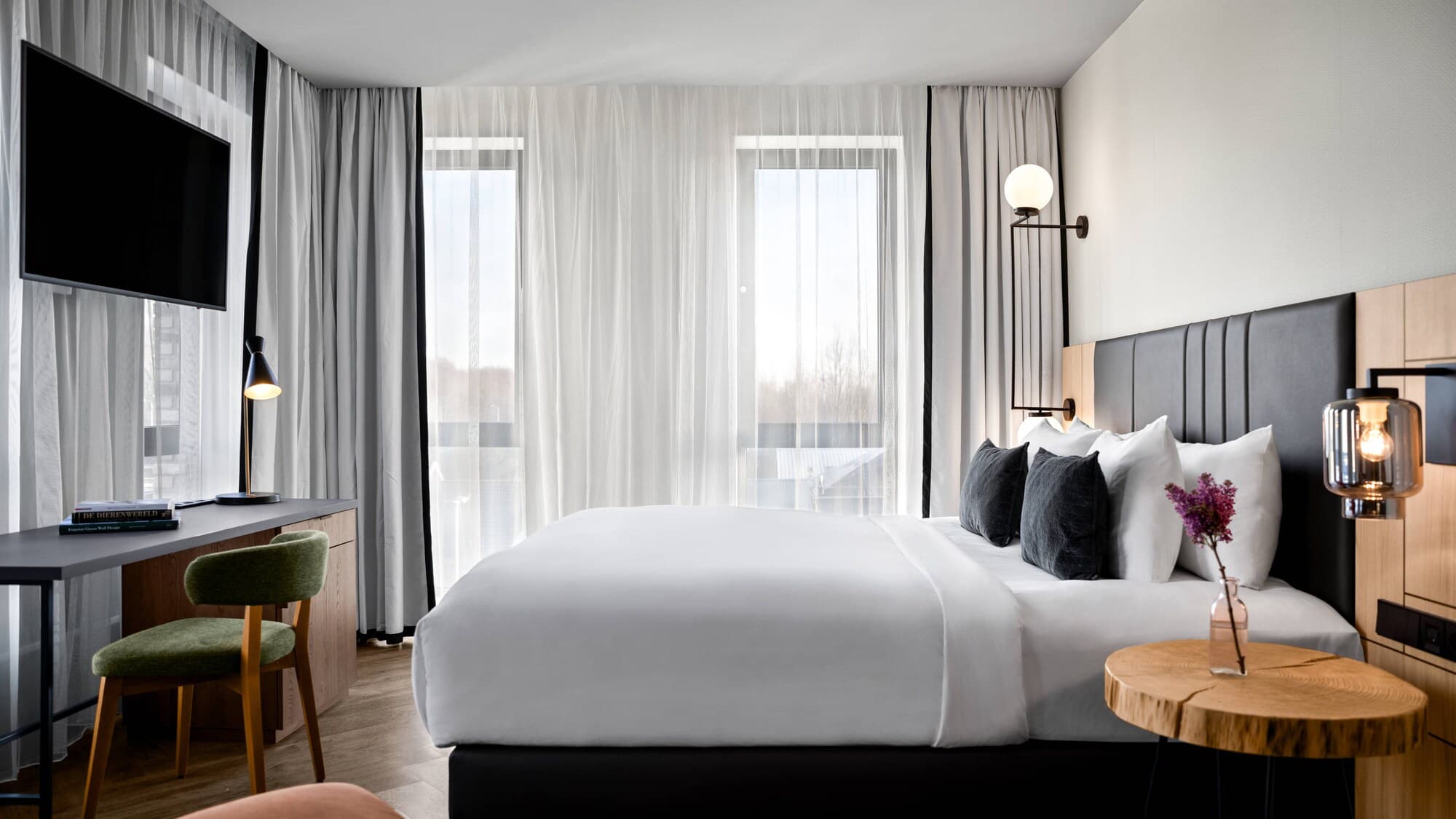 Renaissance Amsterdam Schiphol Airport Hotel