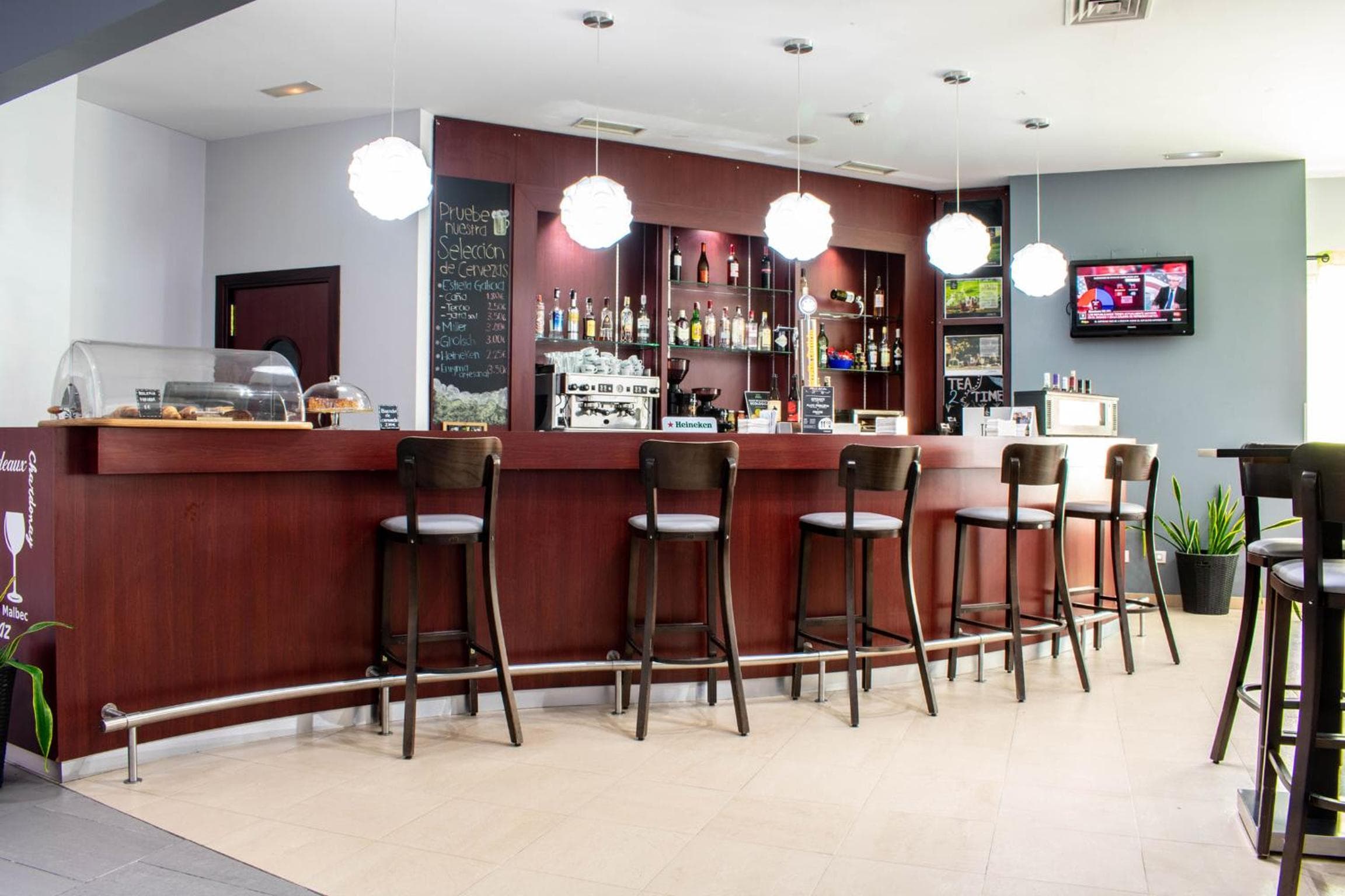 Hotel Campanile Madrid - Alcala de Henares