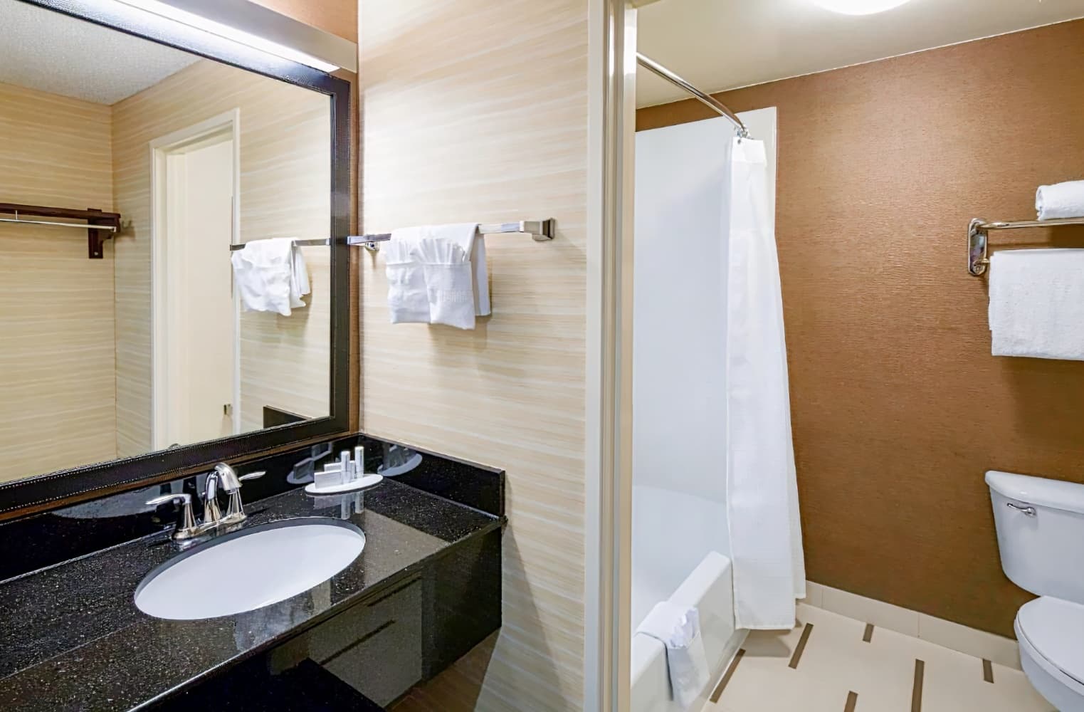 Fairfield Inn & Suites San Antonio Airport North Star Mall