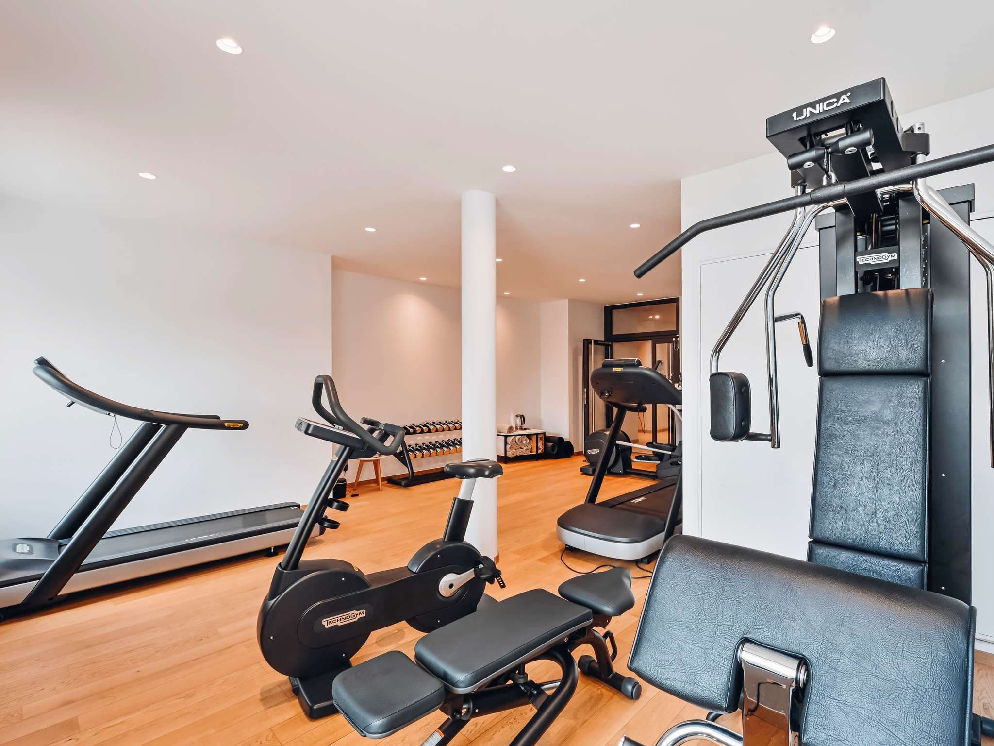 Mercure Avignon TGV Hotel & Spa