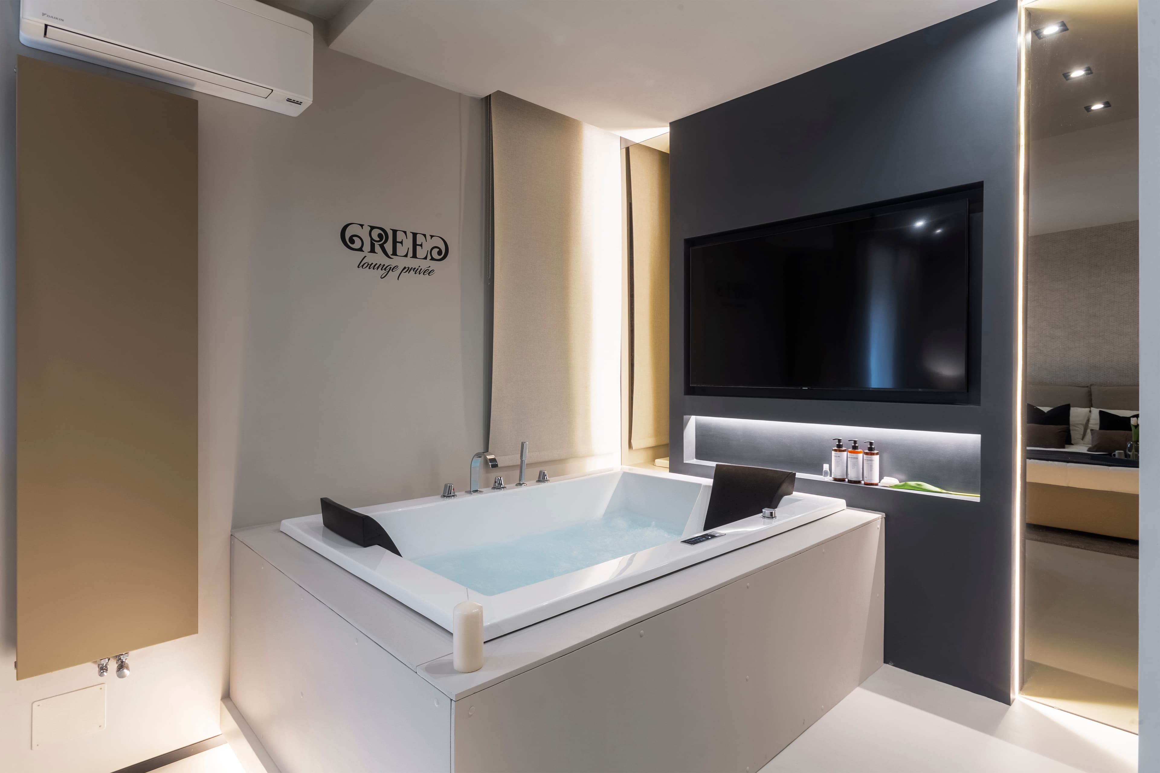 Ostia Holiday Greed Lounge Privèe