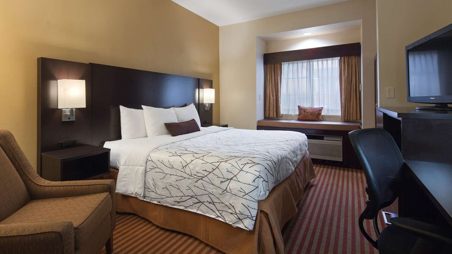 Best Western Patriots Point