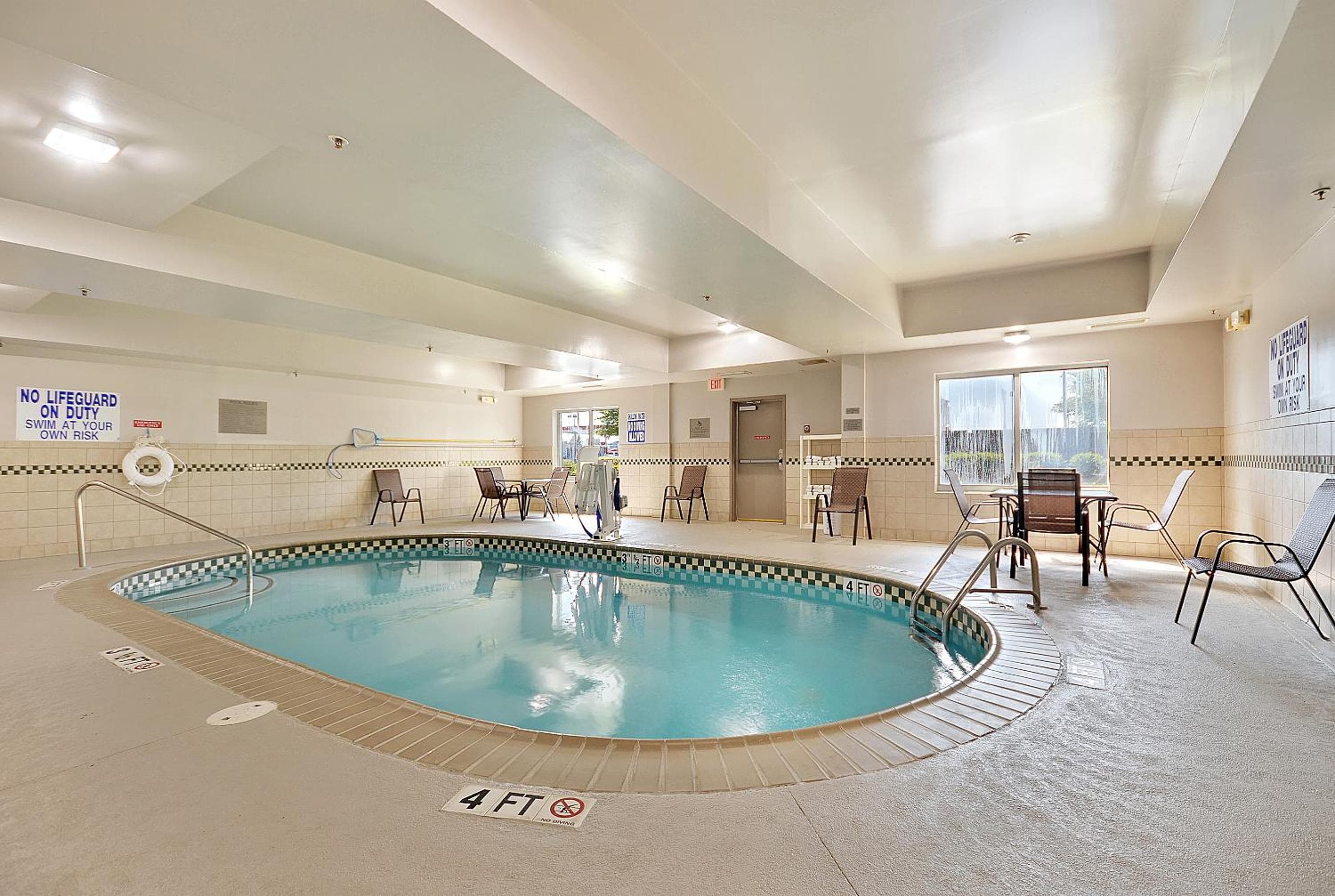 Country Inn & Suites by Radisson, Charleston North, SC