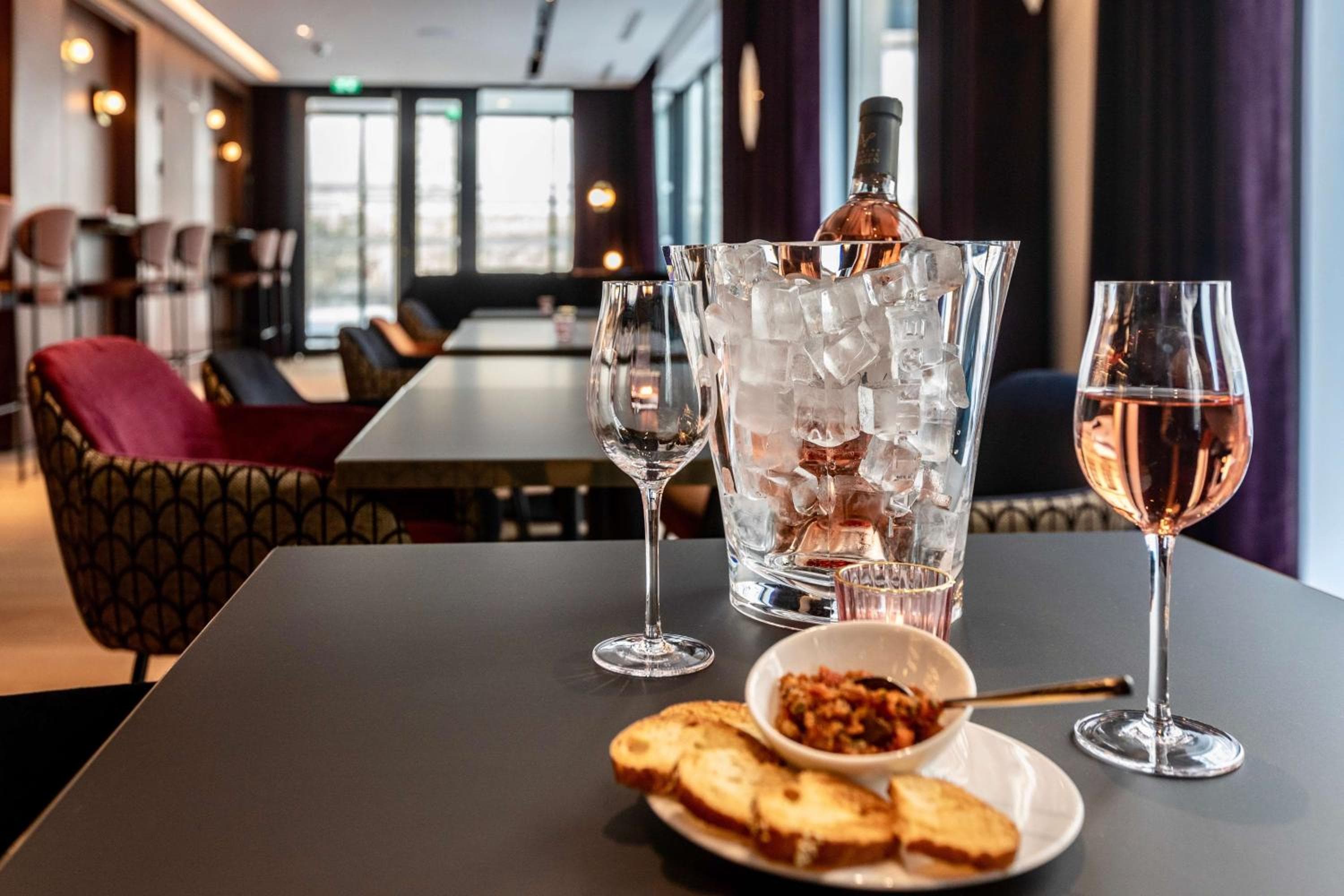 Best Western Plus Crystal, Hôtel, Bar & Spa