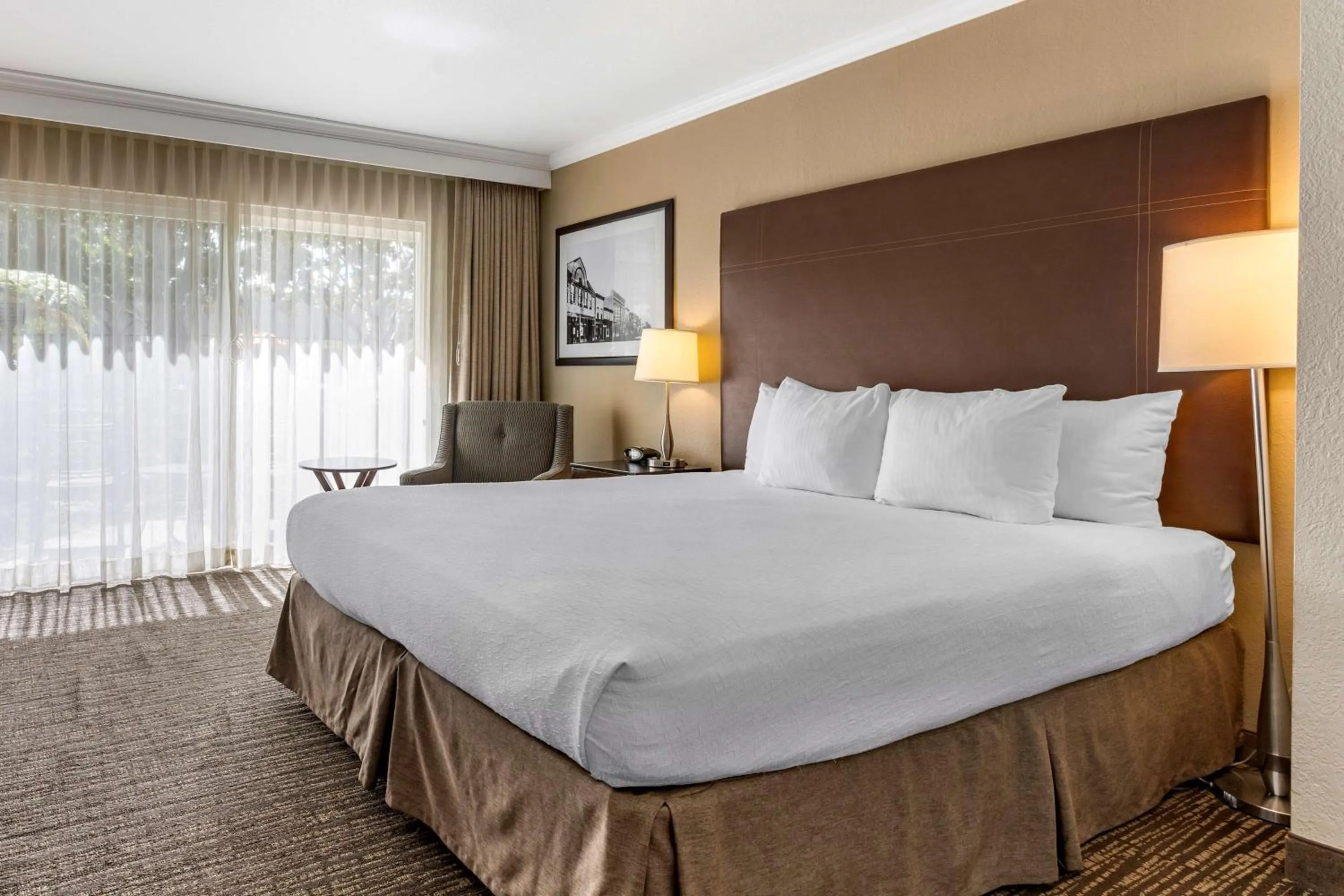 Best Western Plus Garden Court Inn