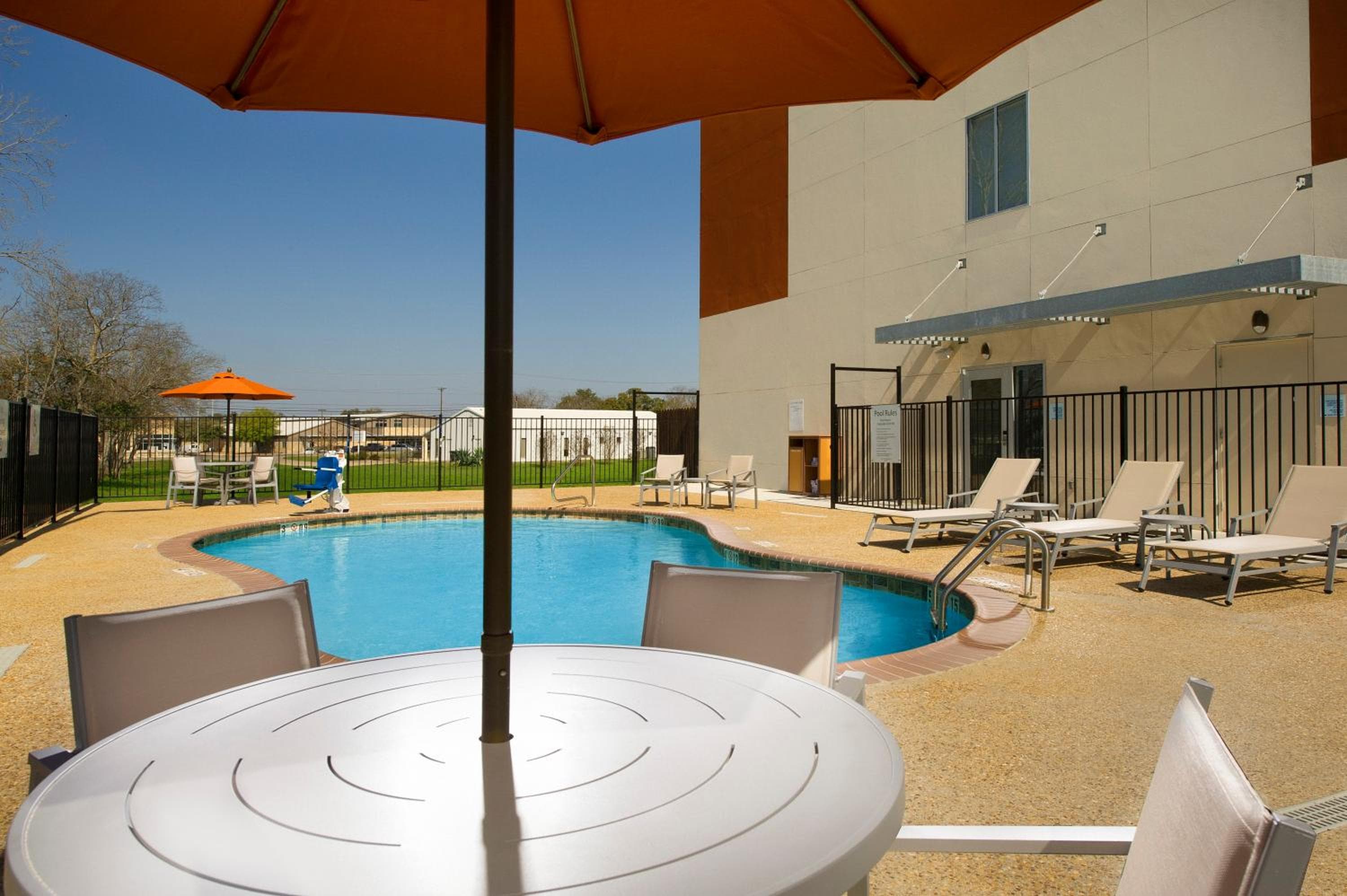 Holiday Inn Express & Suites New Braunfels, an IHG Hotel