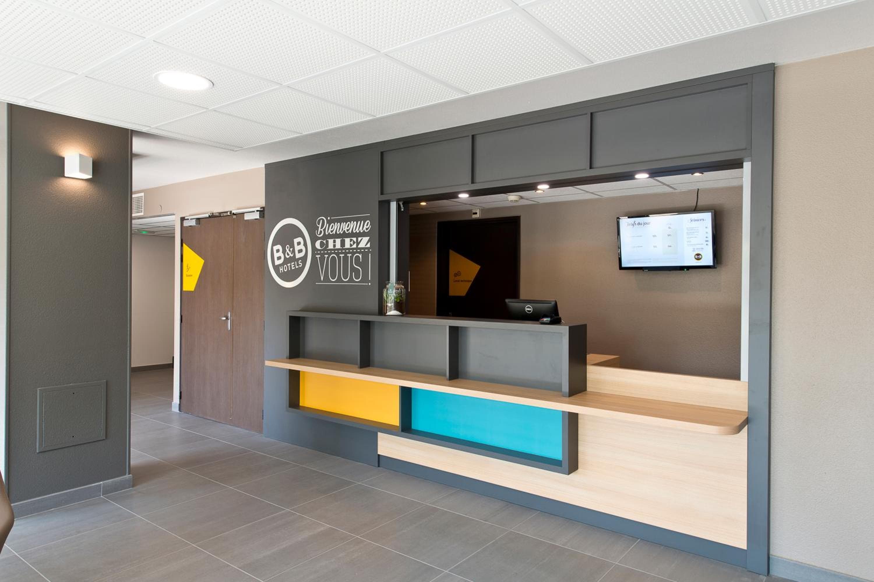 B&B HOTEL Pau Zénith