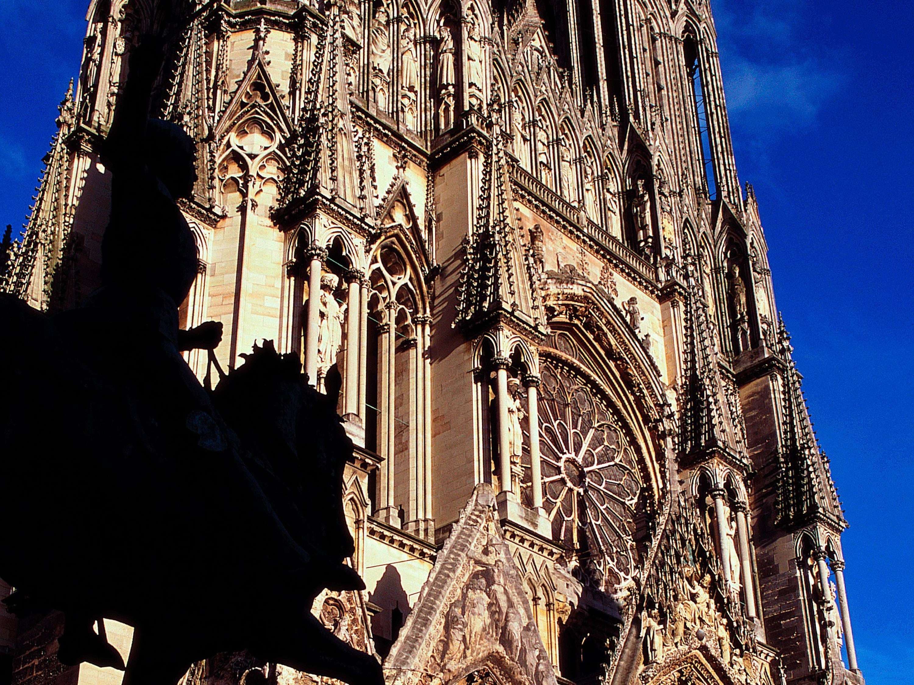 greet Hotel Reims Tinqueux