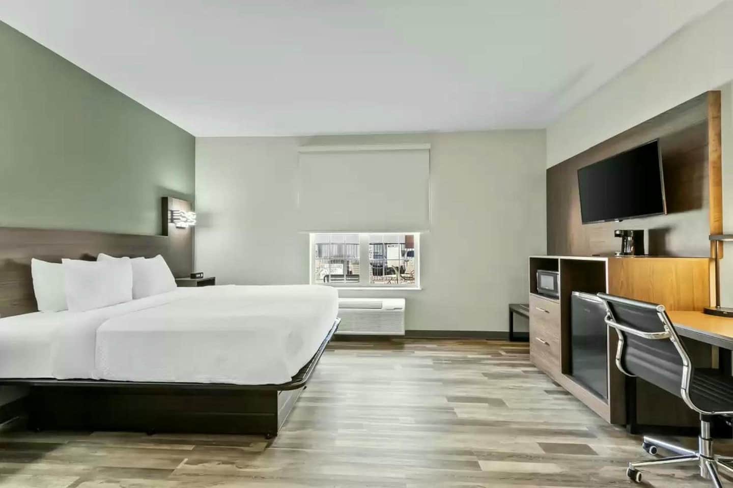 Quality Inn & Suites Columbia Harbison