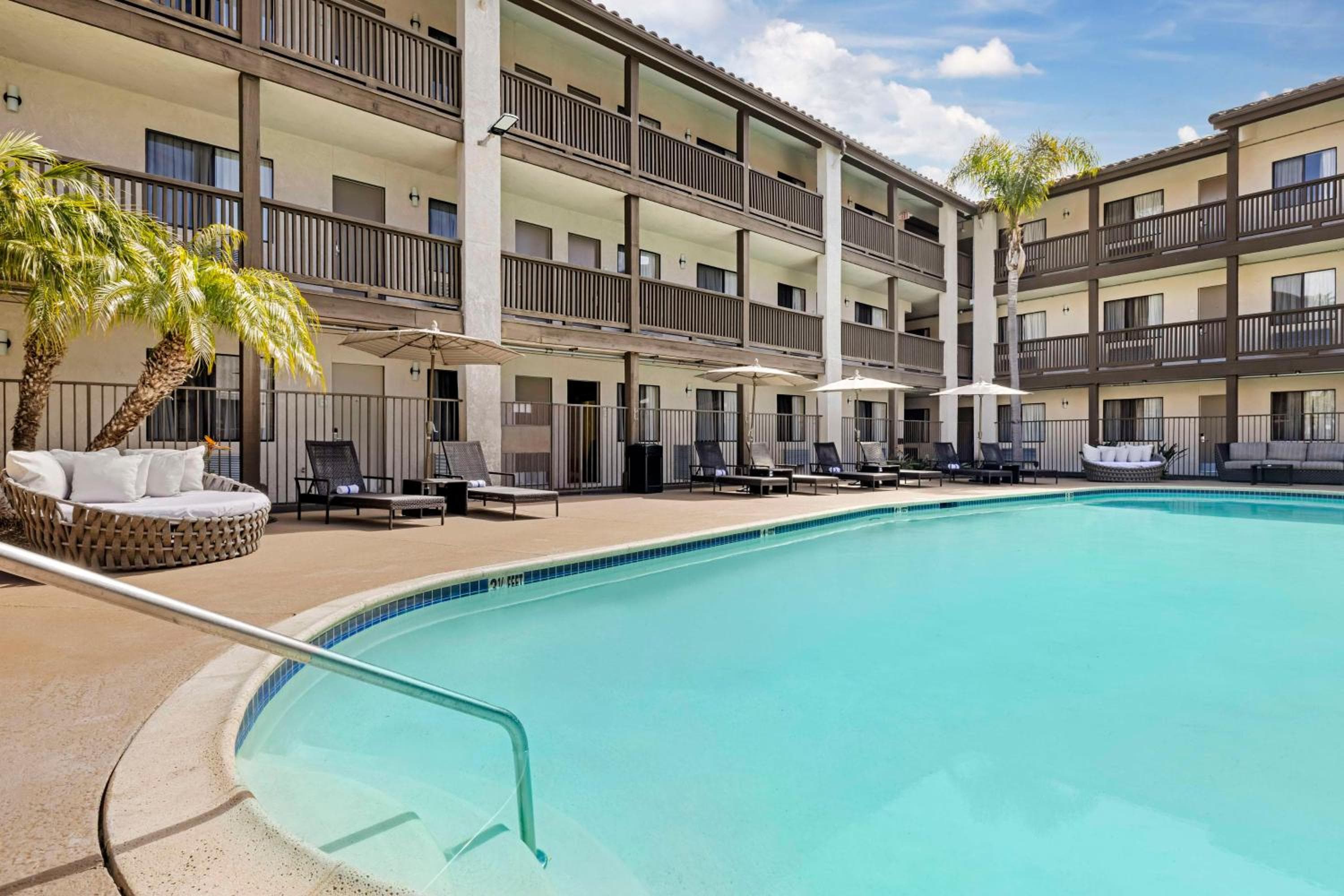 Best Western Carlsbad by the Sea