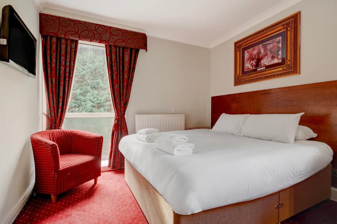 Liverpool Aigburth Sefton Park Hotel By Belvilla