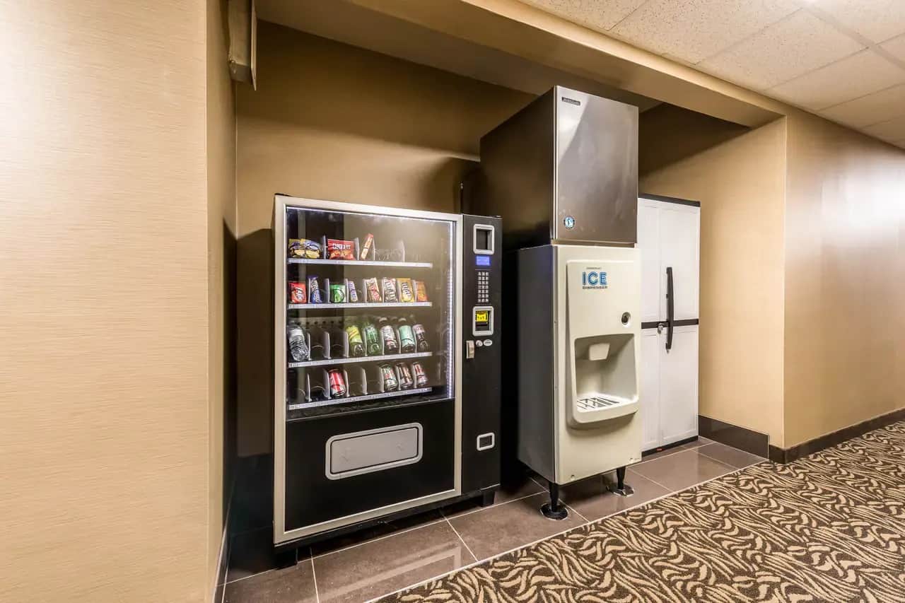 Comfort Inn & Suites Dayton Northwest - Englewood