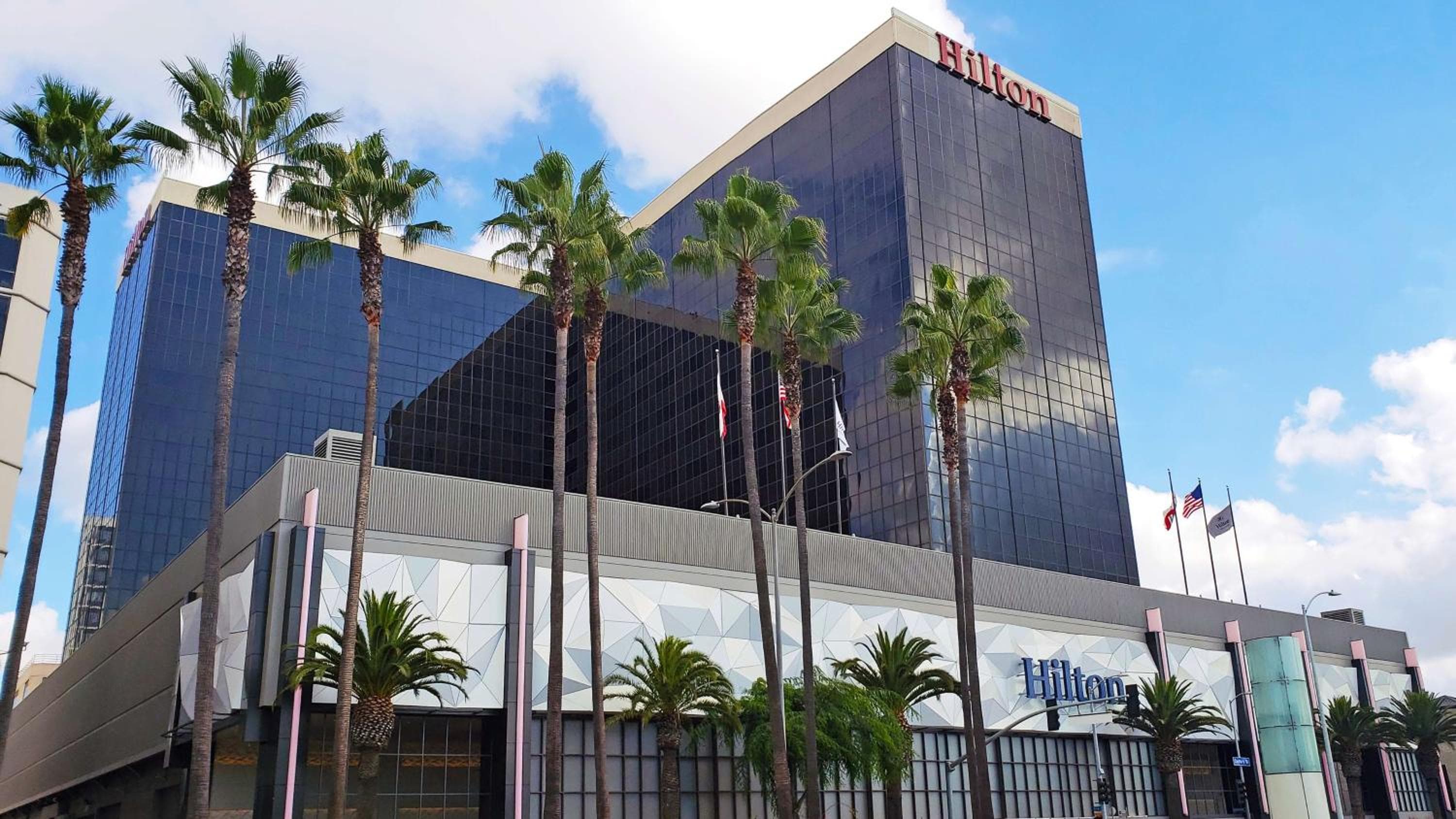 Hilton LAX Los Angeles Airport