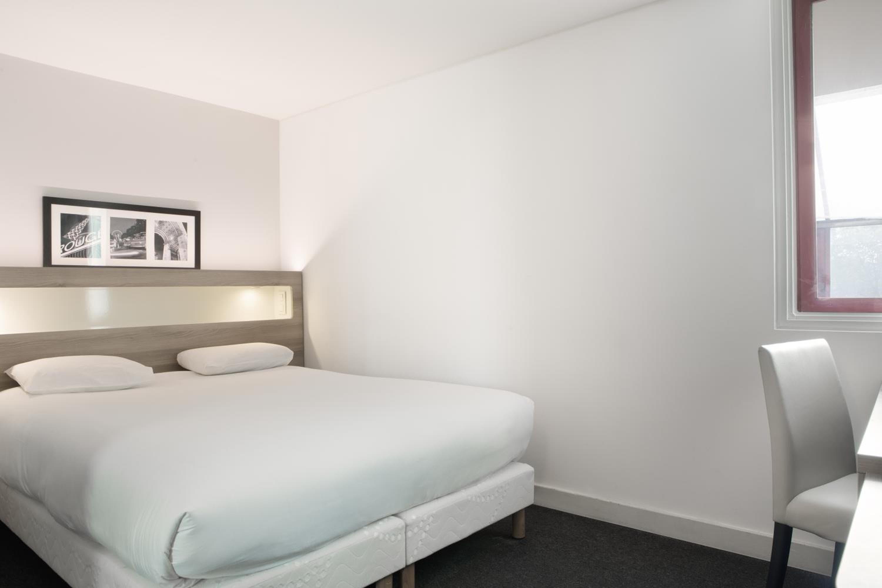 Kyriad Paris Est Bois de Vincennes