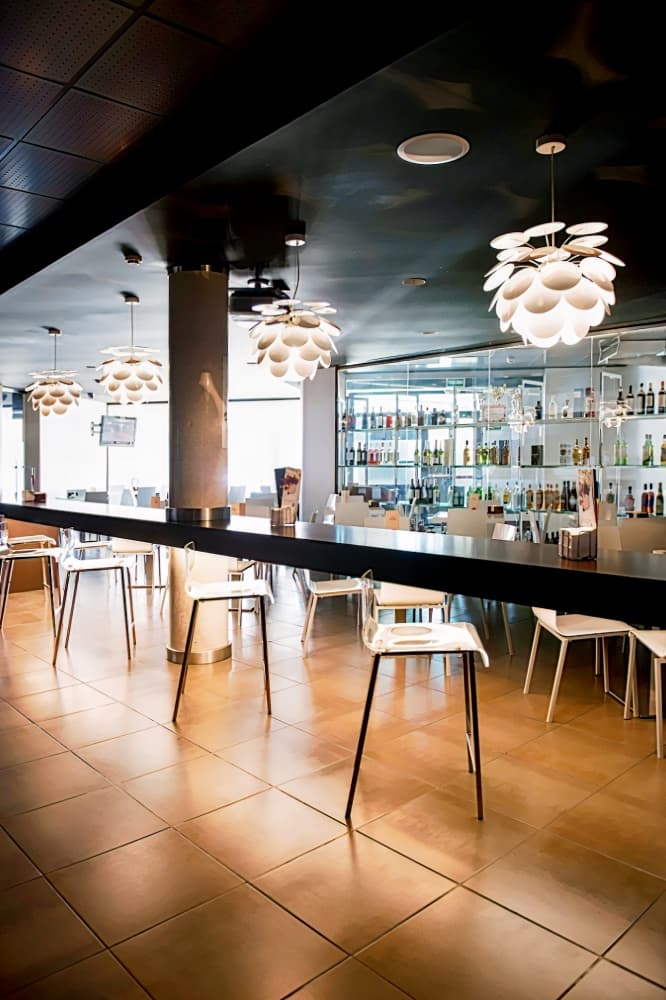 TäCH Madrid Airport