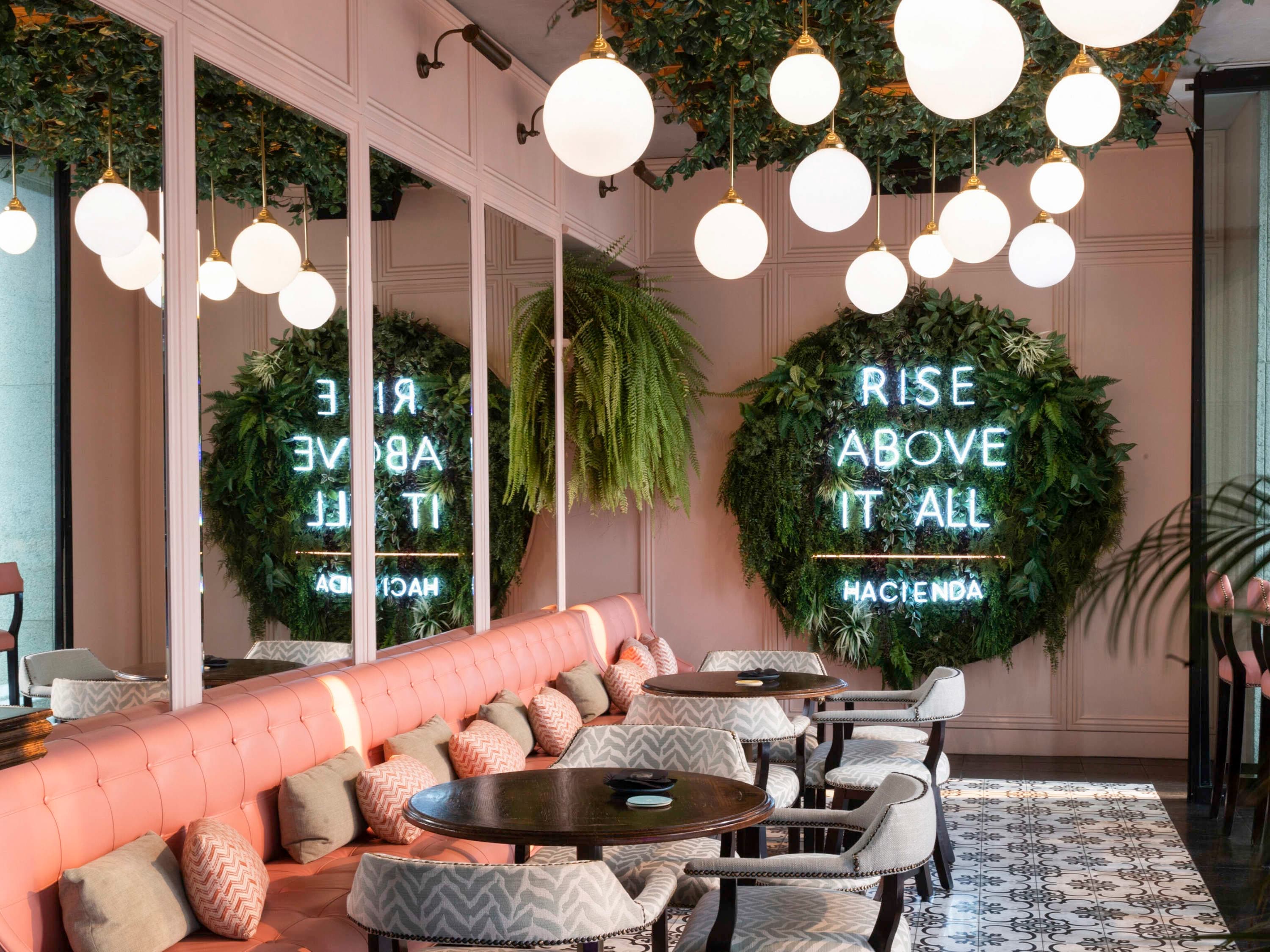 Pullman Quay Grand Sydney Harbour